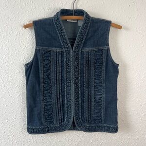 Chico’s Platinum Ruffled Denim Vest Dark Wash Size 0